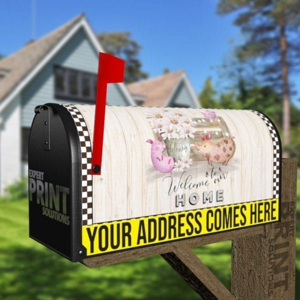 Cute Farmhouse Pig Family Decorative Curbside Farm Mailbox Cover